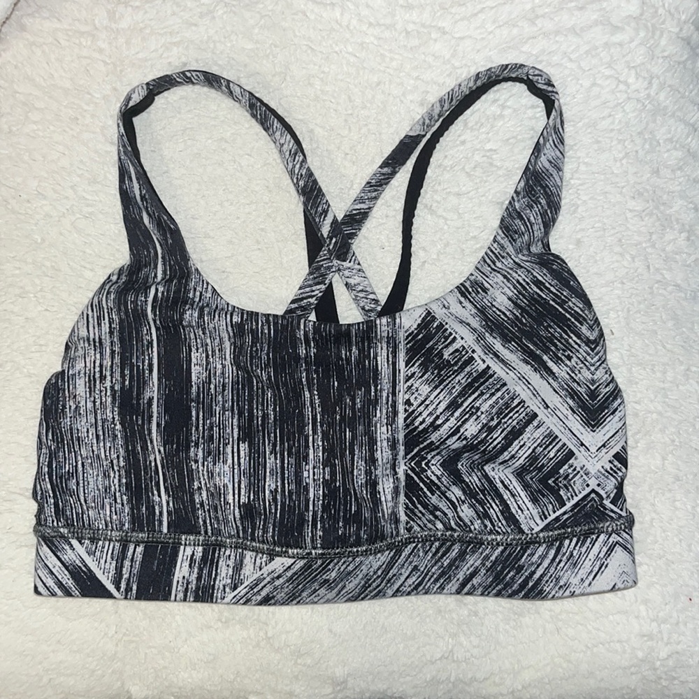 lululemon sports bra